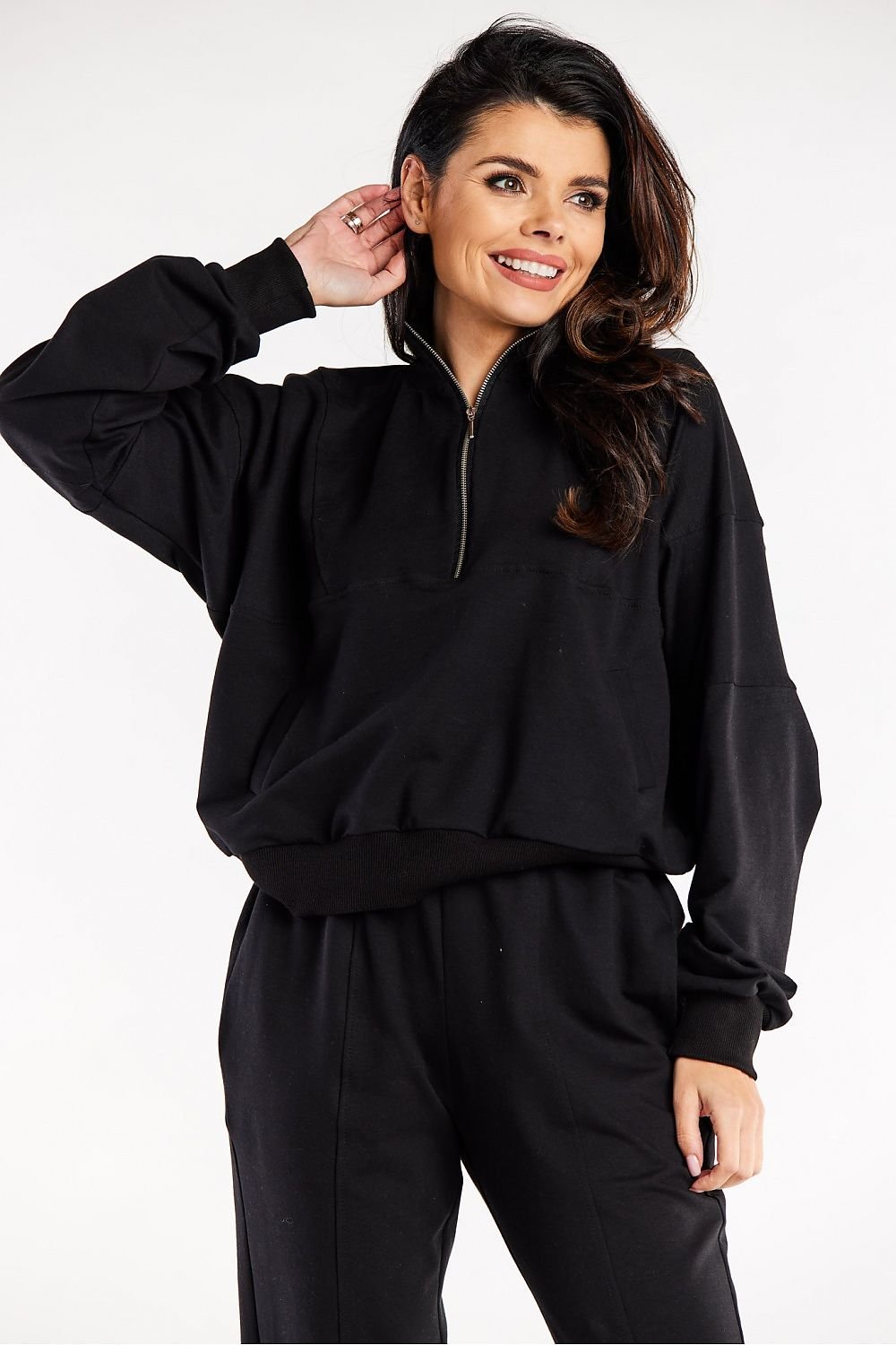 Sweatshirt model 188053
